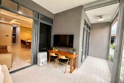 Phoenix Residences (D23), Apartment #558285551